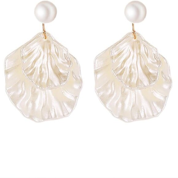 White Pearl Seaside Dangle Earrings for Women, Trendy Shell & Flower Design, Lig - Picture 7 of 7